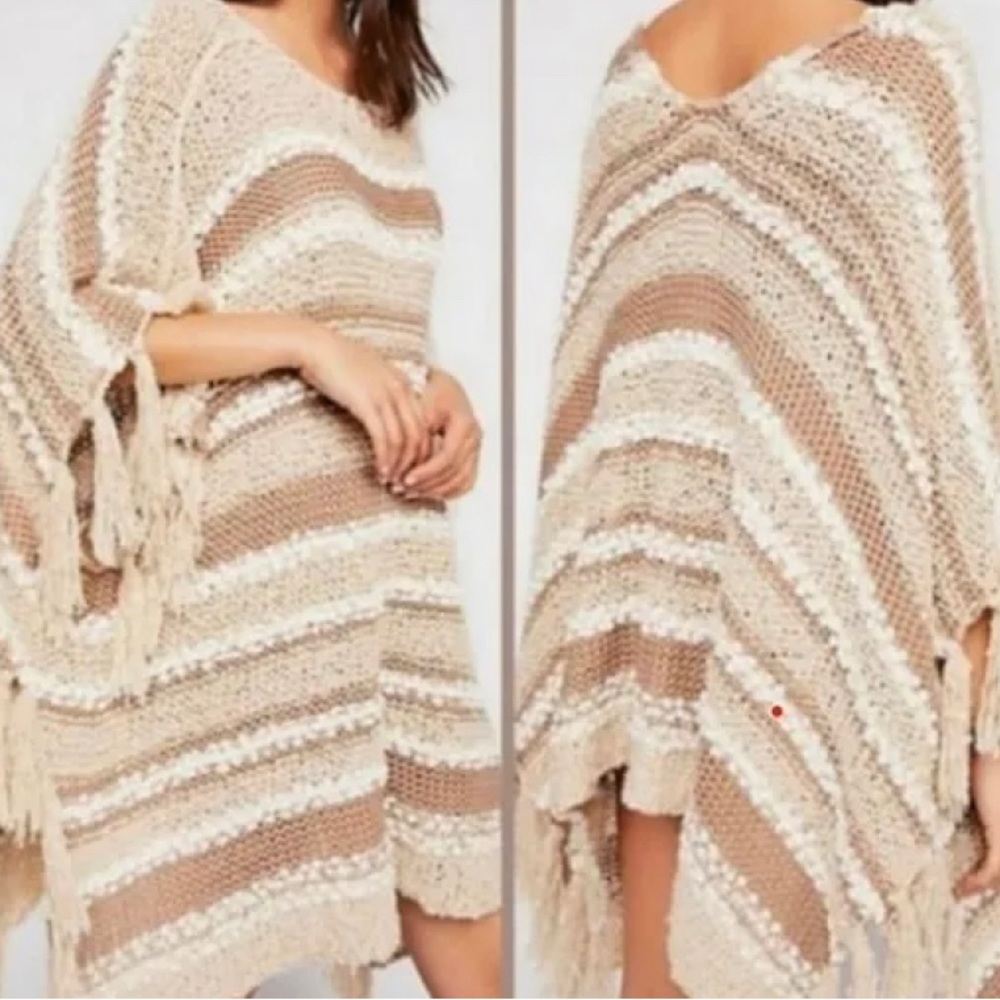 Free People Women’s Poncho cream, beige and camel one size